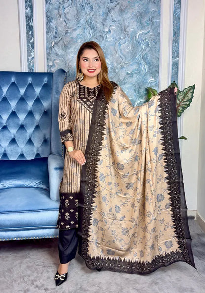 Black–Beige Elegant Three-Piece Set