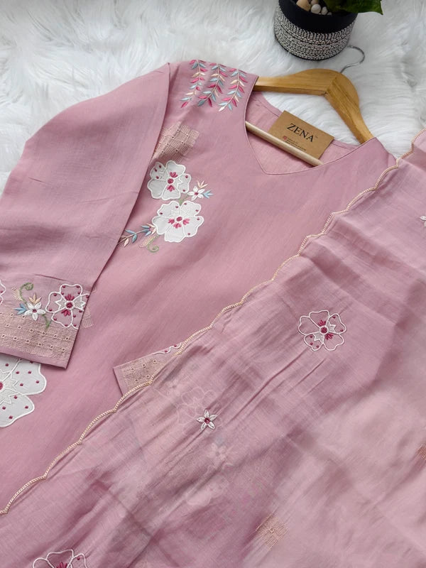✨ Premium Mul Chanderi Appliqué Work Kurti Set ✨