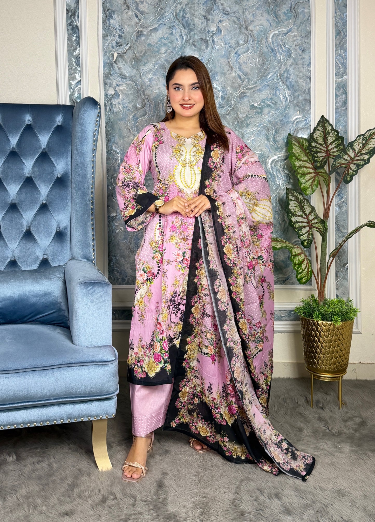 Elegant Pink Floral Printed Three-Piece Set